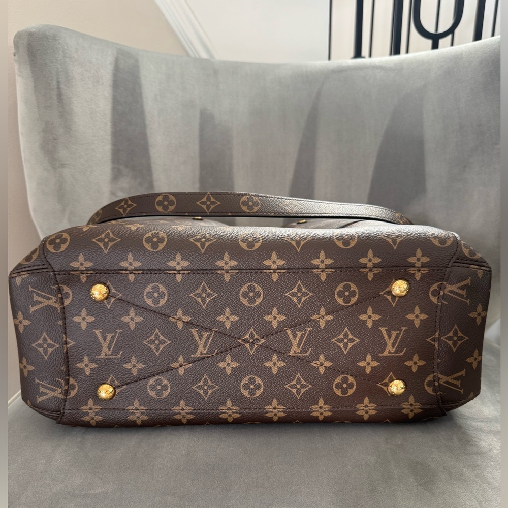 Louis Vuitton Monogram Canvas Montaigne GM - Picture 14 of 15